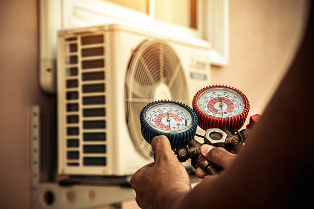 Professional Hvac Installation technician working in Hopeland, PA